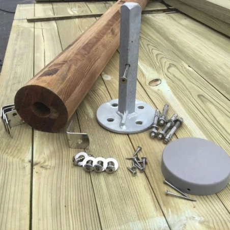 Poteau barrière piscine bois Natural