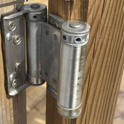 Portillon bois pour barrière piscine bois - à barreaux