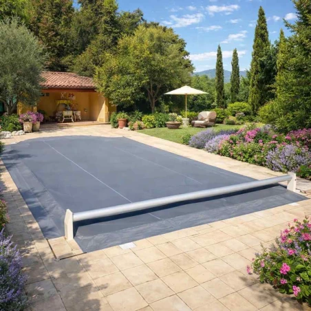 Filet de protection pour volet roulant piscine
