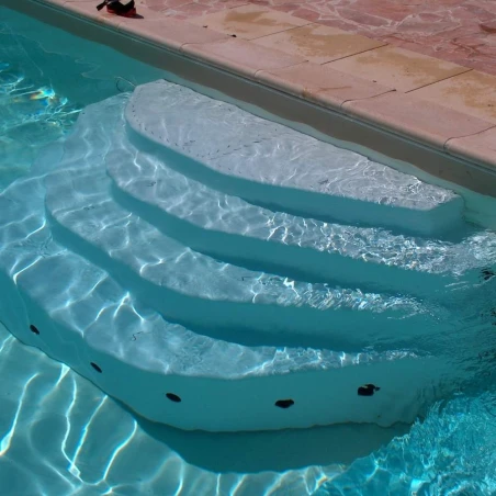 Escalier piscine grande largeur Arès