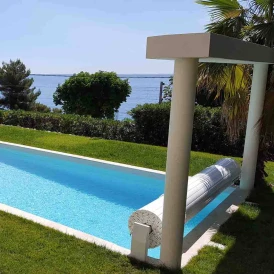 Volet roulant piscine électrique - Prédécoupé - SafePoolRoll
