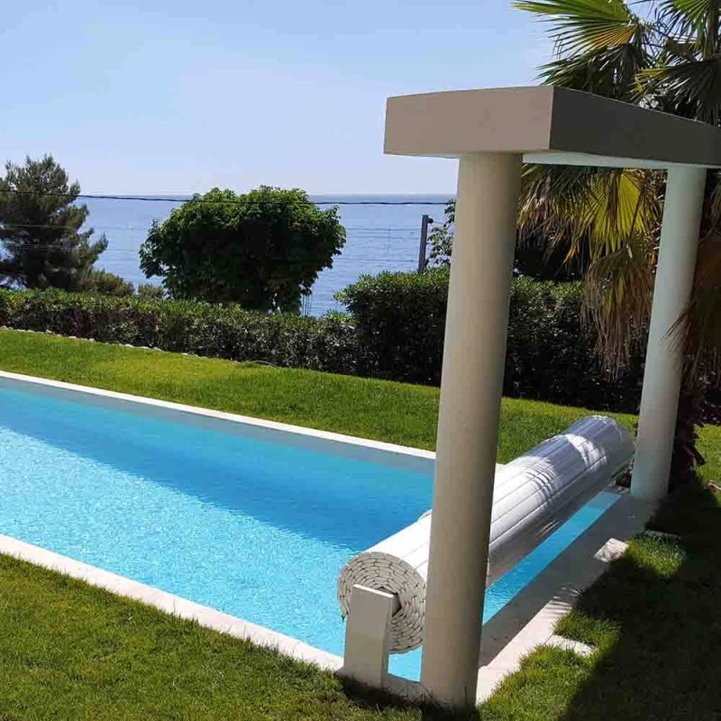 Volet roulant piscine électrique - Prédécoupé - SafePoolRoll