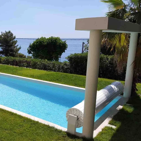 Volet roulant piscine électrique - Prédécoupé - SafePoolRoll
