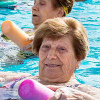 Comment sécuriser une piscine pour les personnes âgées ?